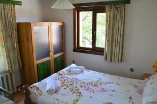 Гостевой дом Guest House Sema Банско Трехместный номер «Комфорт»-5